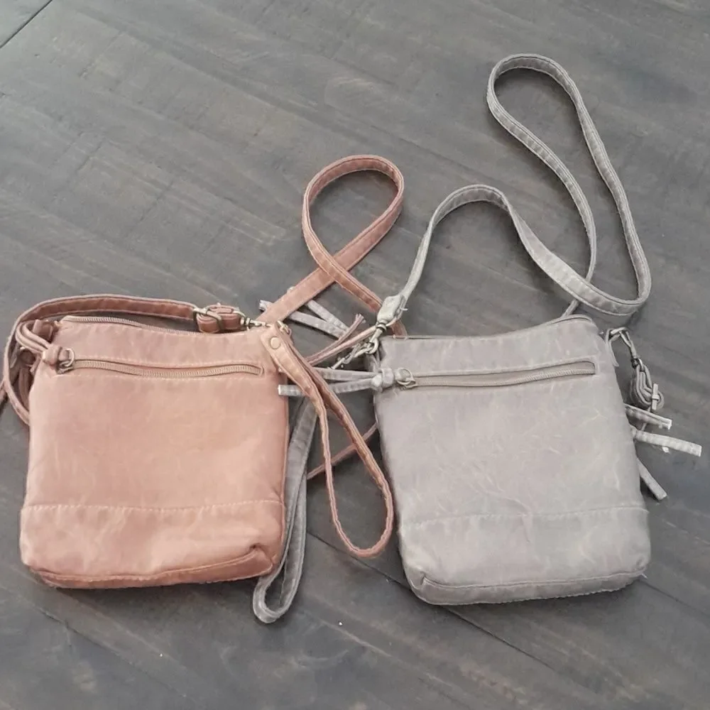 Stone Mountain USA crossbody bag lots of pockets good condition one gray one tan